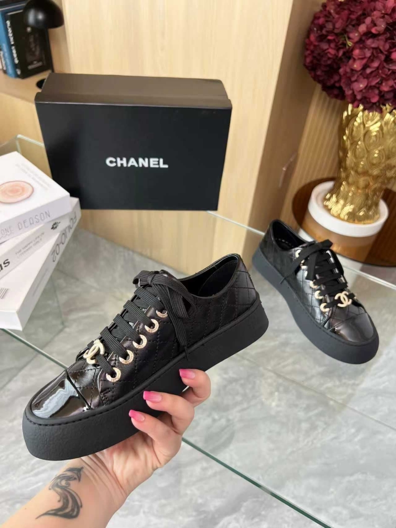 Ch**el sport shoes
